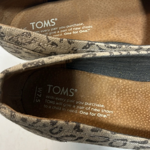 Toms Snow Leopard Peep Toe Wedge Heel Canvas Shoes, size 7.5 - Picture 11 of 14